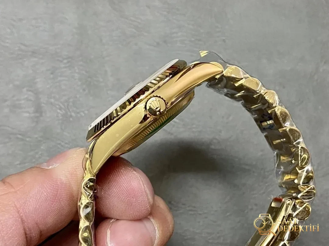 Каково качество изготовления копии Rolex Day-Date 18038 с простым циферблатом? - Браслет, пряжка и зажимной механизм