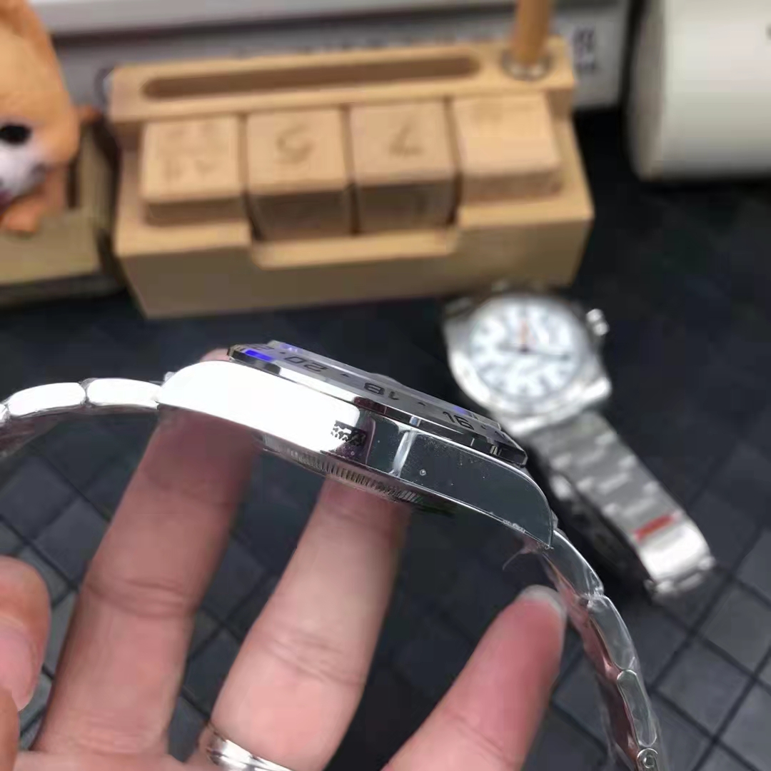 GM Factory V4 Replika Rolex Explorer II 216570, 3187 Mekanizmalı — 4. fotoğraf