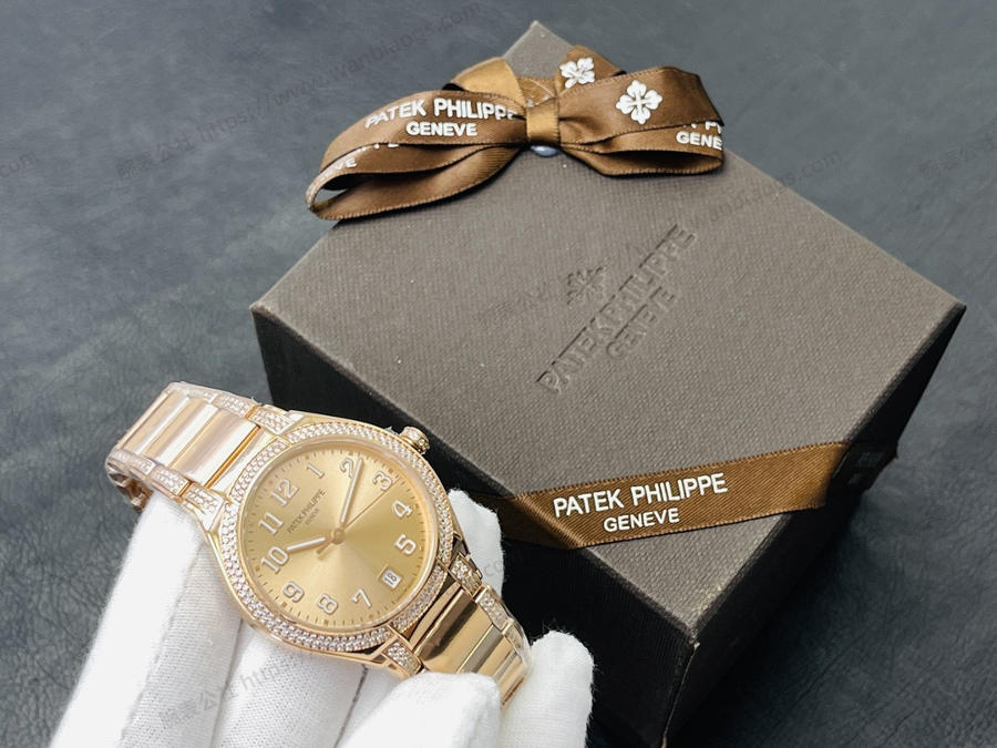 GR Factory2023 Patek Philippe TWENTY~4 Serisi 7300 Göz Kamaştıran Lansman — 1. fotoğraf