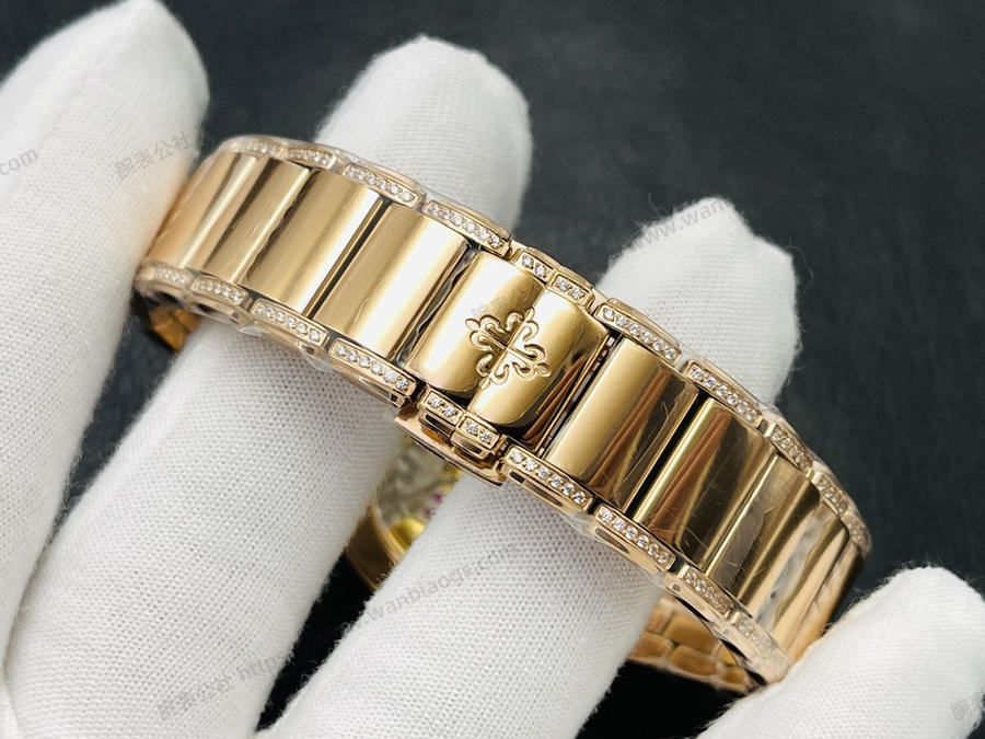 GR Factory2023 Patek Philippe TWENTY~4 Serisi 7300 Göz Kamaştıran Lansman — 5. fotoğraf