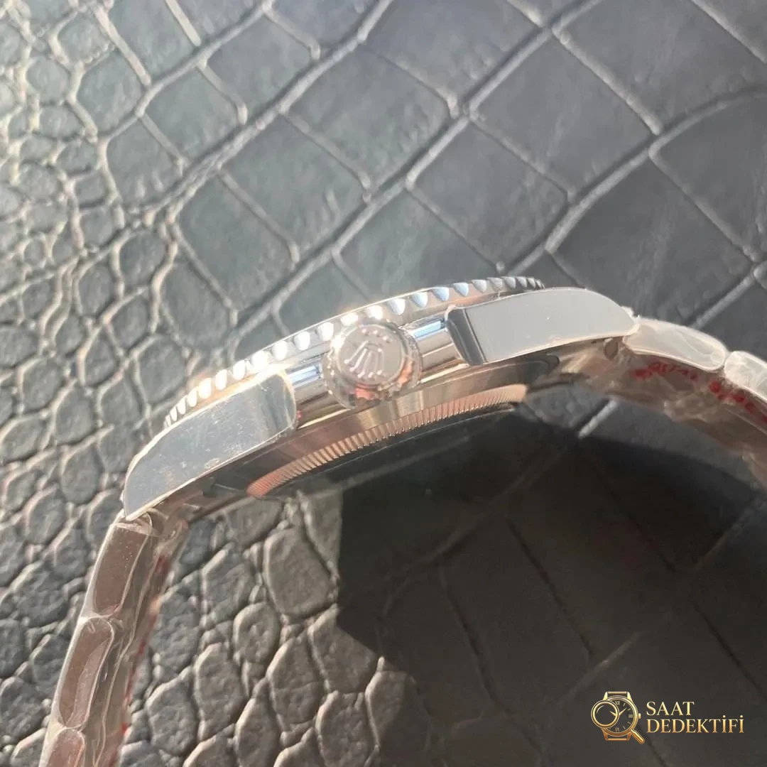 Green Fabrikası 2020 Yeni 41 mm Rolex Yeşil Su Hayaleti (Green Submariner) 126610LV İlk Çıkış İncelemesi - Makro Mekanizma Köprüleri ve Cenevre Çizgileri