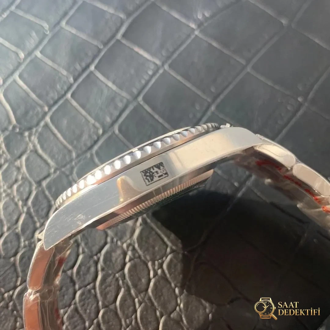 Green Fabrikası 2020 Yeni 41 mm Rolex Yeşil Su Hayaleti (Green Submariner) 126610LV İlk Çıkış İncelemesi - Balans Çarkı ve Zemberek Aksamı