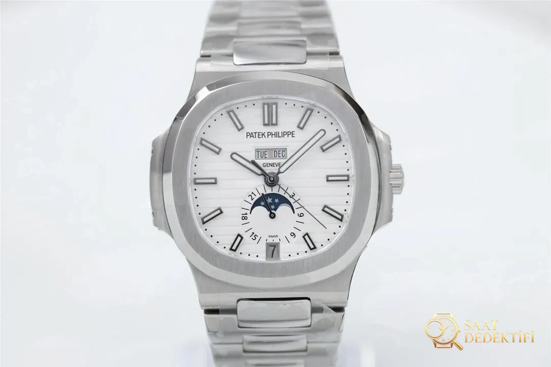 Green Factory Patek Philippe Nautilus 5726 Jahreskalender- und Mondphasenuhr, weißes Zifferblatt – Gehäuseprofil und Kronenbewertung