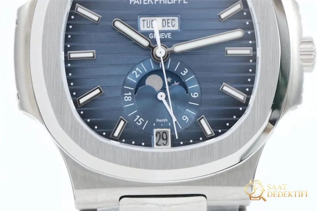Reloj Green factory Patek Philippe Nautilus con calendario anual 5726 esfera azul con fase lunar - Clip Lock y sellos láser
