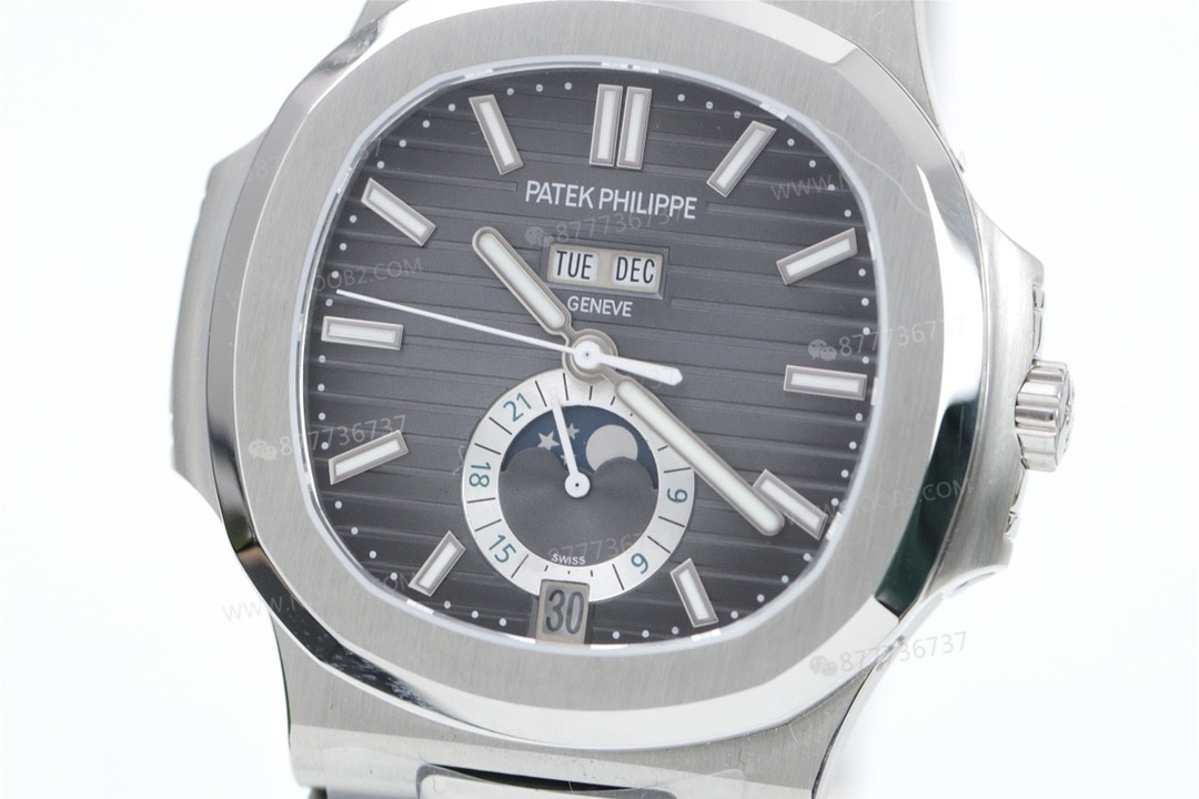 Green fabrikası Patek Philippe Nautilus yıllık takvimli 5726 ay evreli saat, siyah kadran — 6. fotoğraf