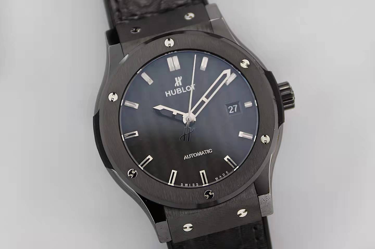 Replika Hublot Classic Fusion Seramik Siyah Karbon