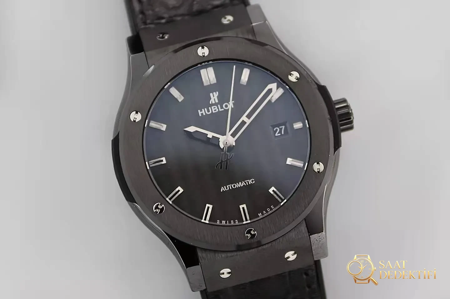 Replika Hublot Classic Fusion Seramik Siyah Karbon