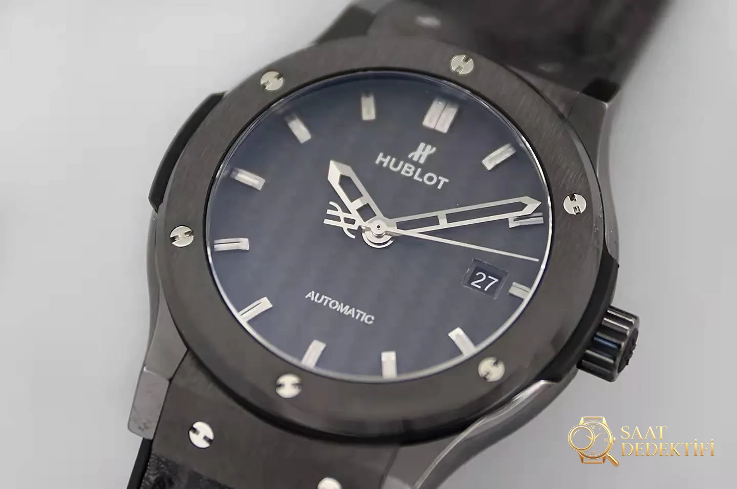 Replika Hublot Classic Fusion Seramik Karbon Kadran