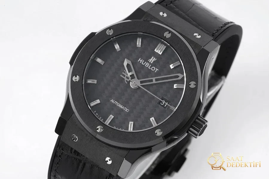 GS Factory Hublot Classic Fusion serisi (gri kadran) seramik saat incelemesi - Arka Kapak ve Mekanizma Detayı