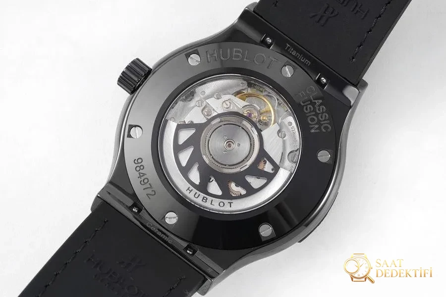 GS Factory Hublot Classic Fusion serisi (gri kadran) seramik saat incelemesi - Fosfor ve Super-LumiNova Gece Görünümü