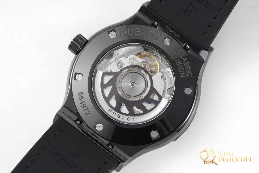 GS Factory Hublot Classic Fusion serisi (rose gold) seramik saat incelemesi - Fosfor ve Super-LumiNova Gece Görünümü