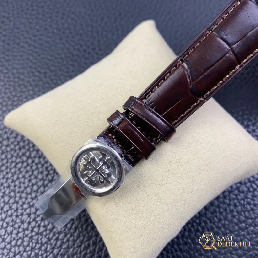 GS Factory Patek Philippe 5320G-001 Karmaşık Fonksiyonlu Saat Replika - Yan Profil ve Kordon Bağlantısı