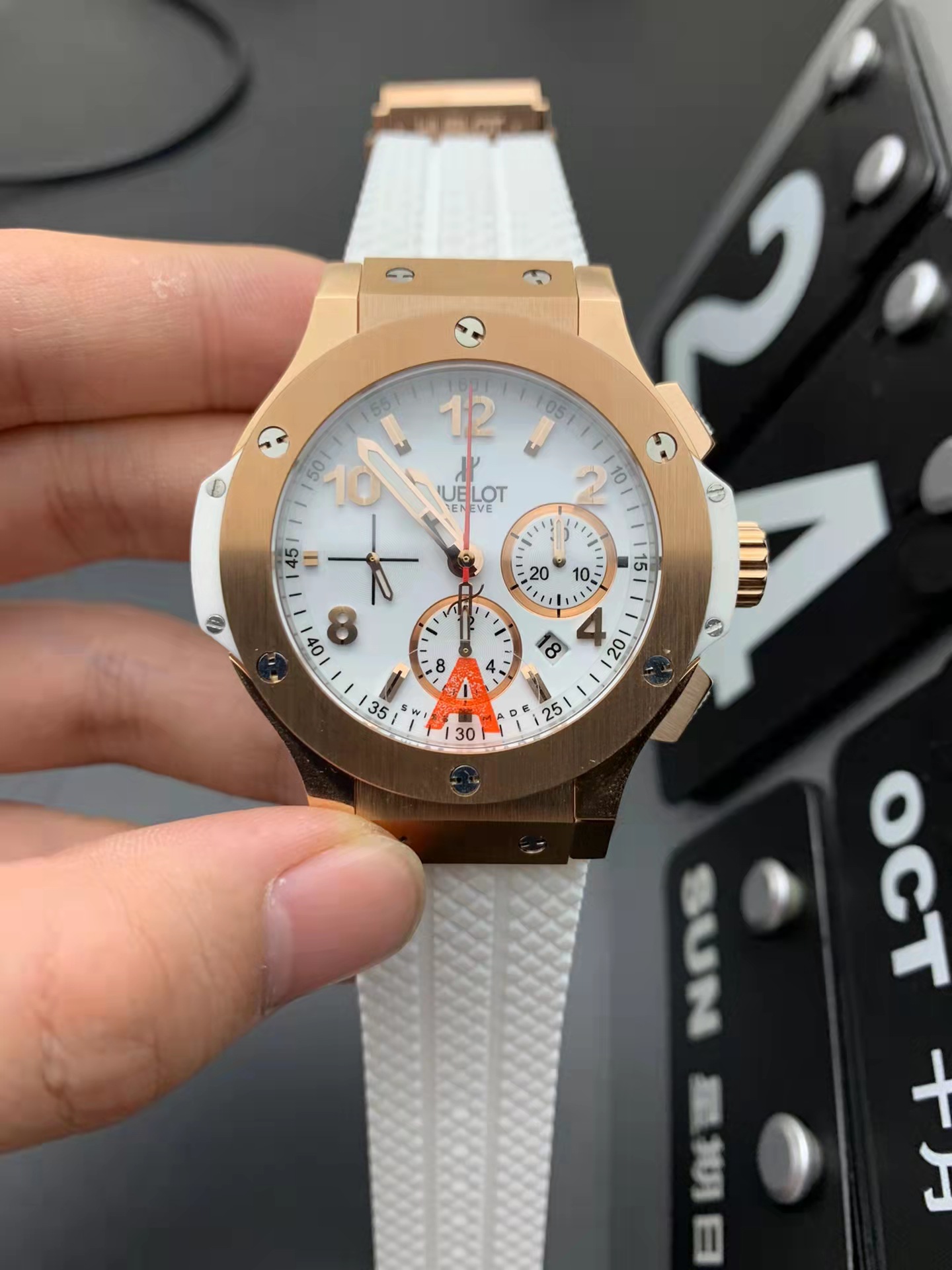 Replika Hublot Big Bang Roze Altın