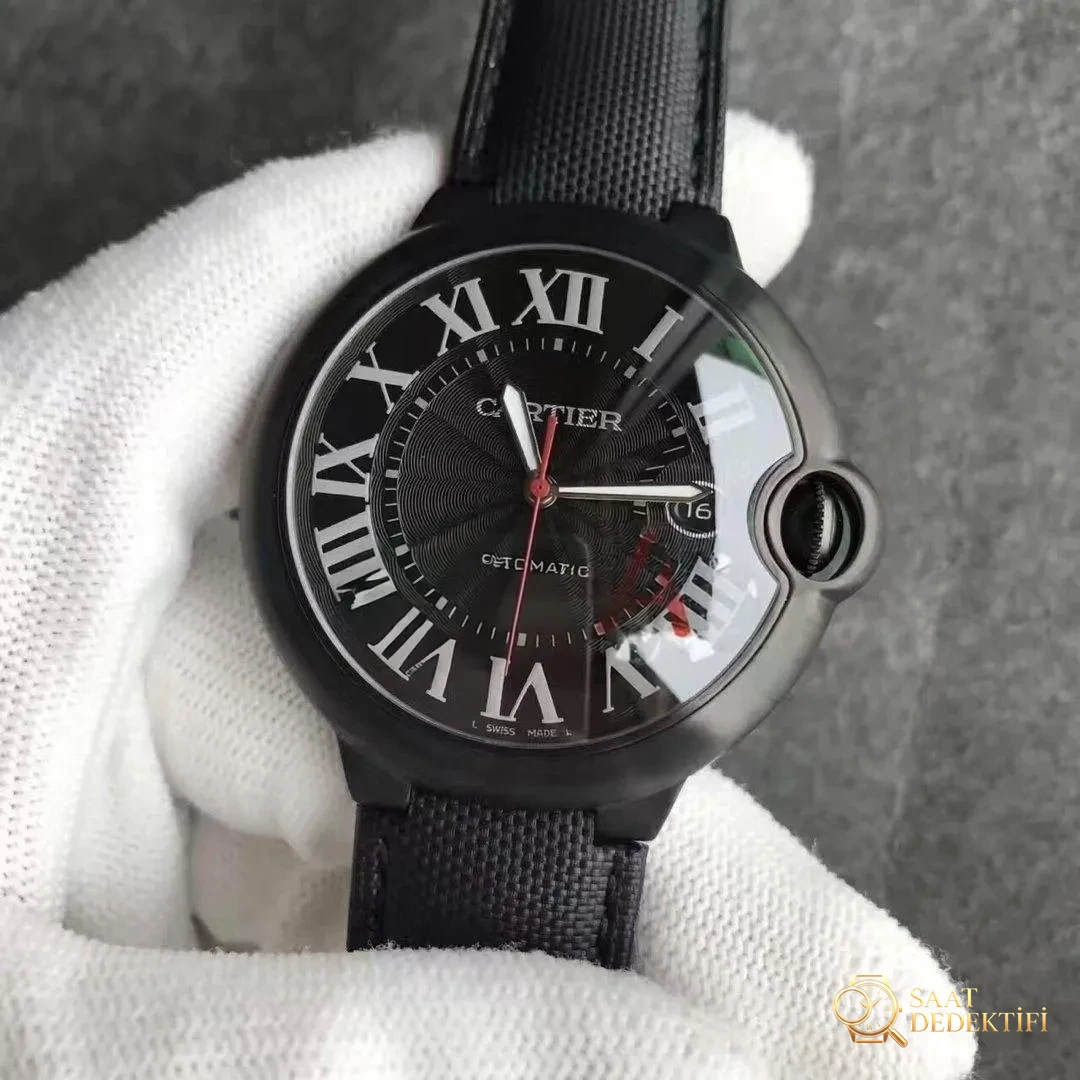 Cartier Ballon Bleu İncelemesi - Ön Görünüm ve Kasa Tasarımı