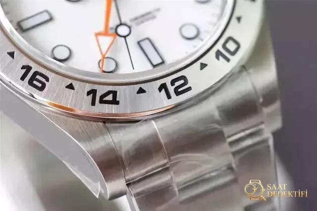 Her tarza uyan saatlerin kralı mı? N Factory Rolex Explorer II - Yan Profil ve Kordon Bağlantısı