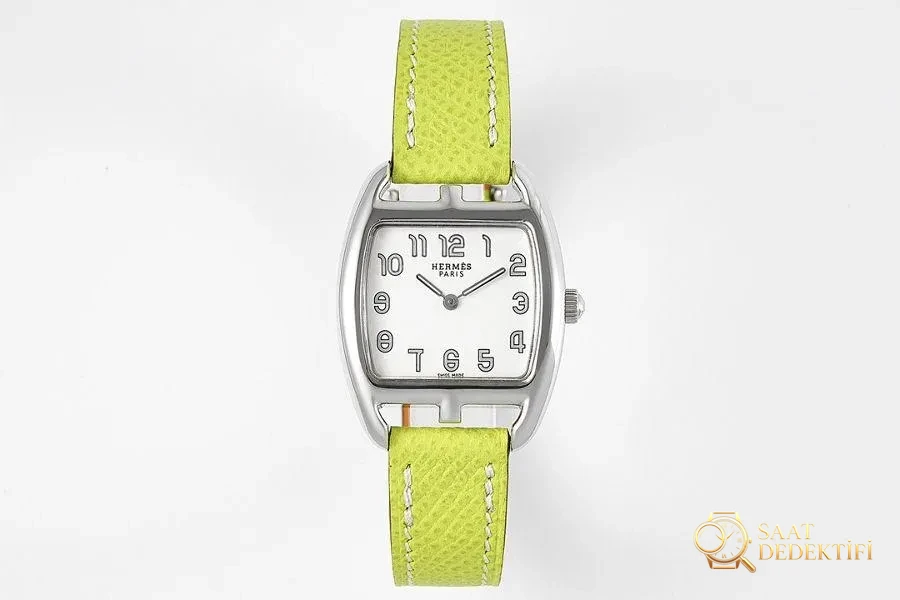 Hermes Cape Cod tonneau 26.5 MM kompakt paslanmaz çelik kol saati - Ön Görünüm ve Kasa Tasarımı