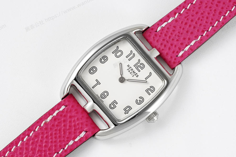 Hermès Cape Cod tonneau 26.5 MM küçük paslanmaz çelik kol saati — 2. fotoğraf