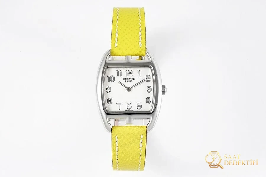 Hermes Cape Cod Tonneau 26.5mm Küçük Mekanizma ve Kalibre Analizi - ön görünüm