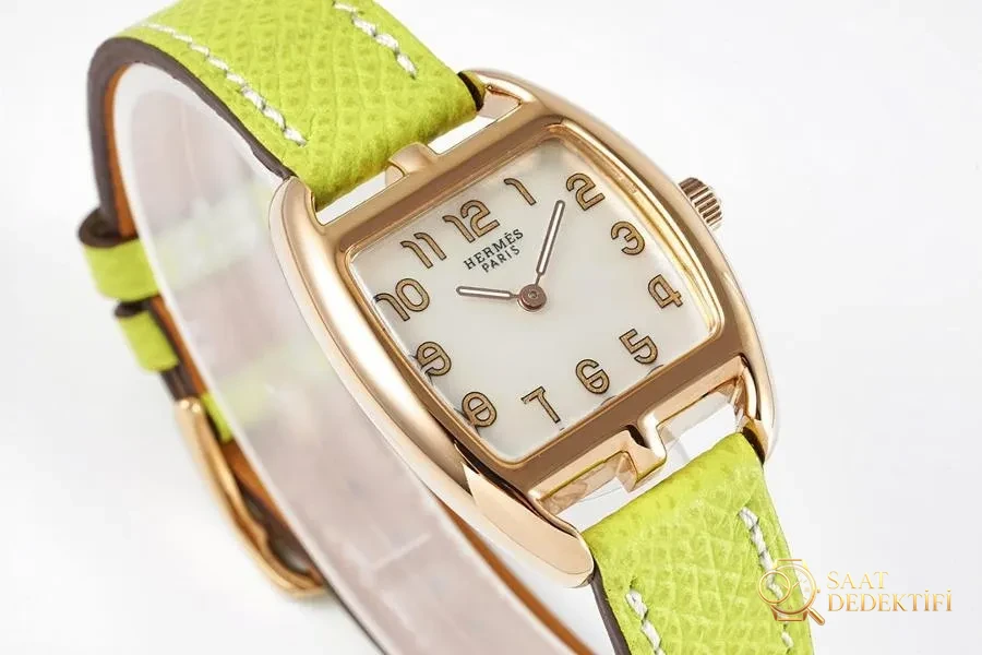 Hermes Cape Cod tonneau 26.5 MM küçük paslanmaz çelik kol saati - Kasa Profili ve Kurma Kolu İncelemesi