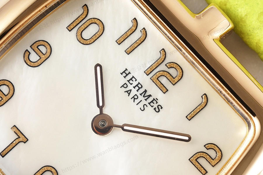 Hermès Cape Cod tonneau 26.5 MM küçük paslanmaz çelik kol saati — 4. fotoğraf