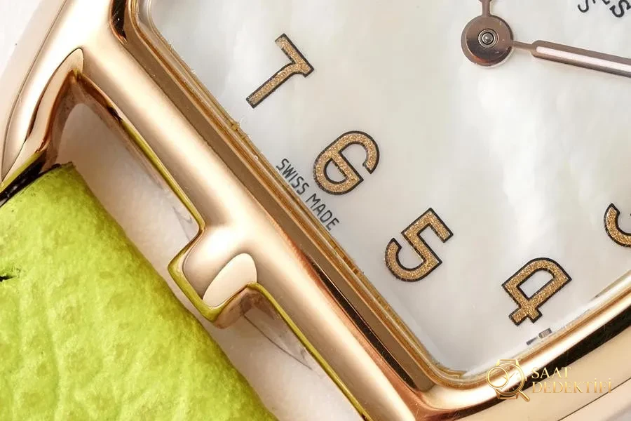 Hermes Cape Cod tonneau 26.5 MM küçük paslanmaz çelik kol saati - Bilezik, Toka ve Klips Mekanizması