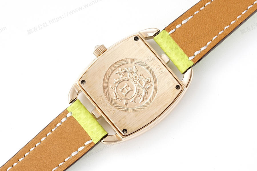 Hermès Cape Cod tonneau 26.5 MM küçük paslanmaz çelik kol saati — 8. fotoğraf