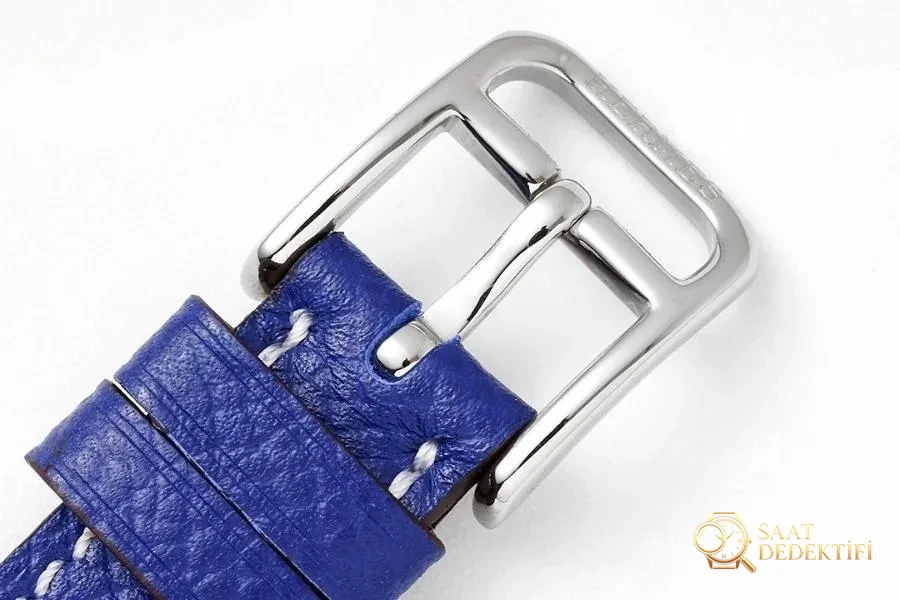 Hermes Cape Cod tonneau 26.5 MM şık paslanmaz çelik kol saati - Bilekte Duruş ve Kasa Orantısı