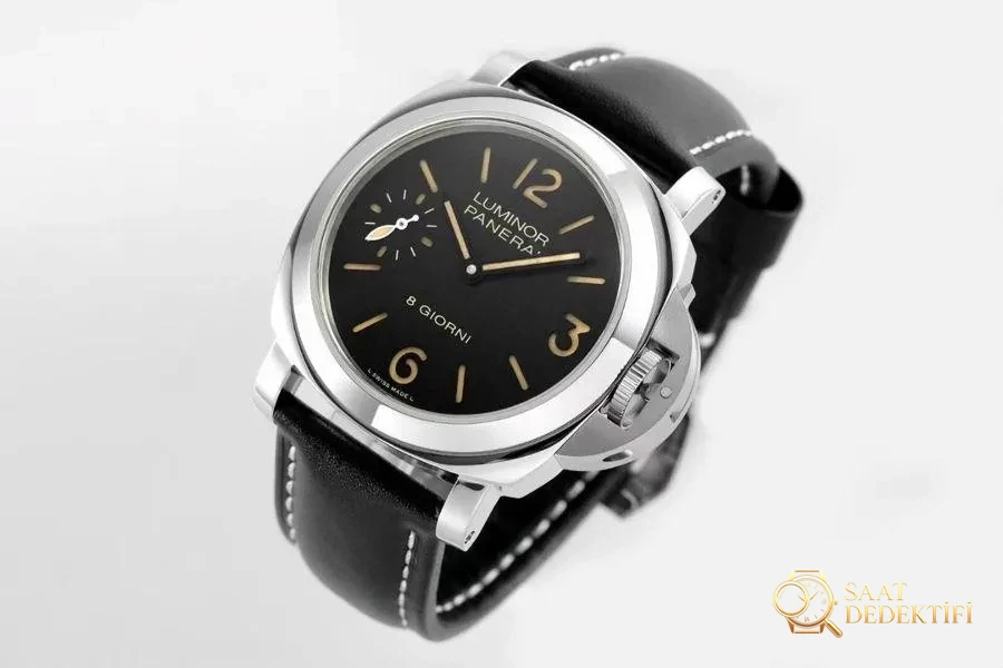 HW Factory Panerai Luminor Serisi PAM915 Saat İncelemesi - Arka Kapak ve Mekanizma Detayı