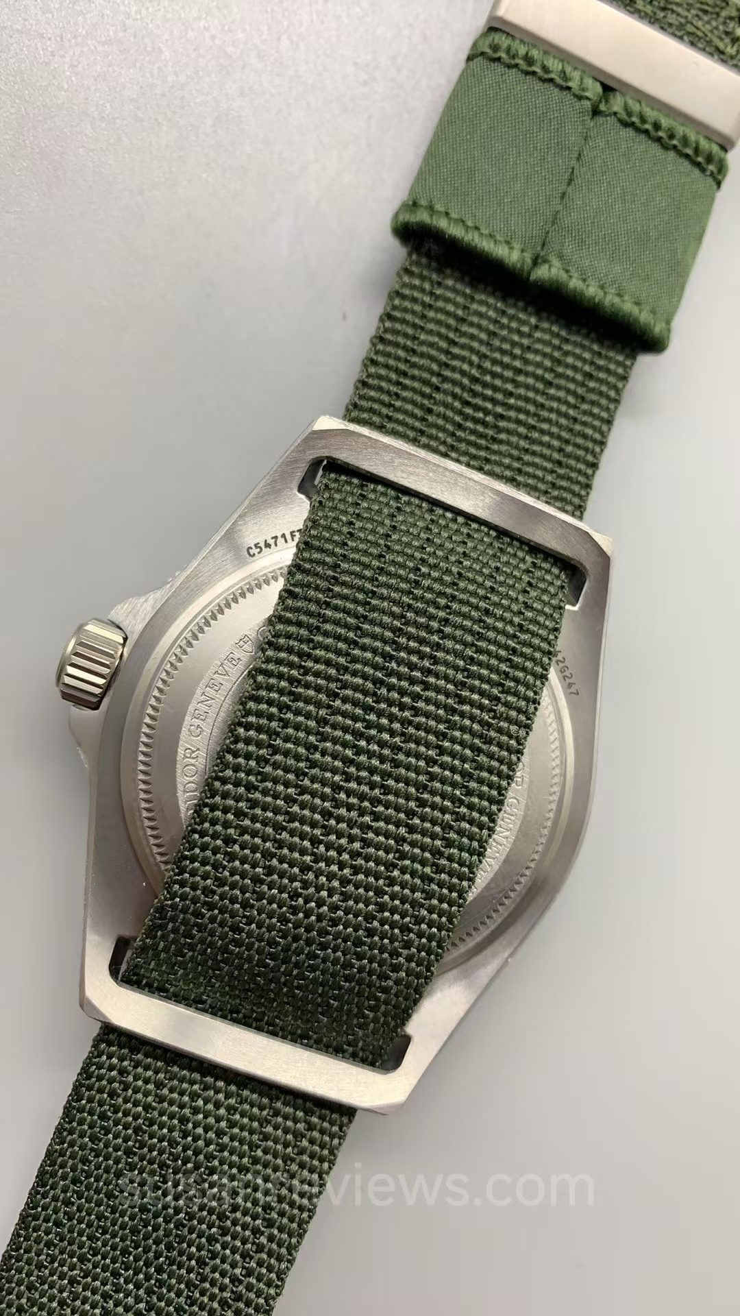 Tudor FXD GMT Arka