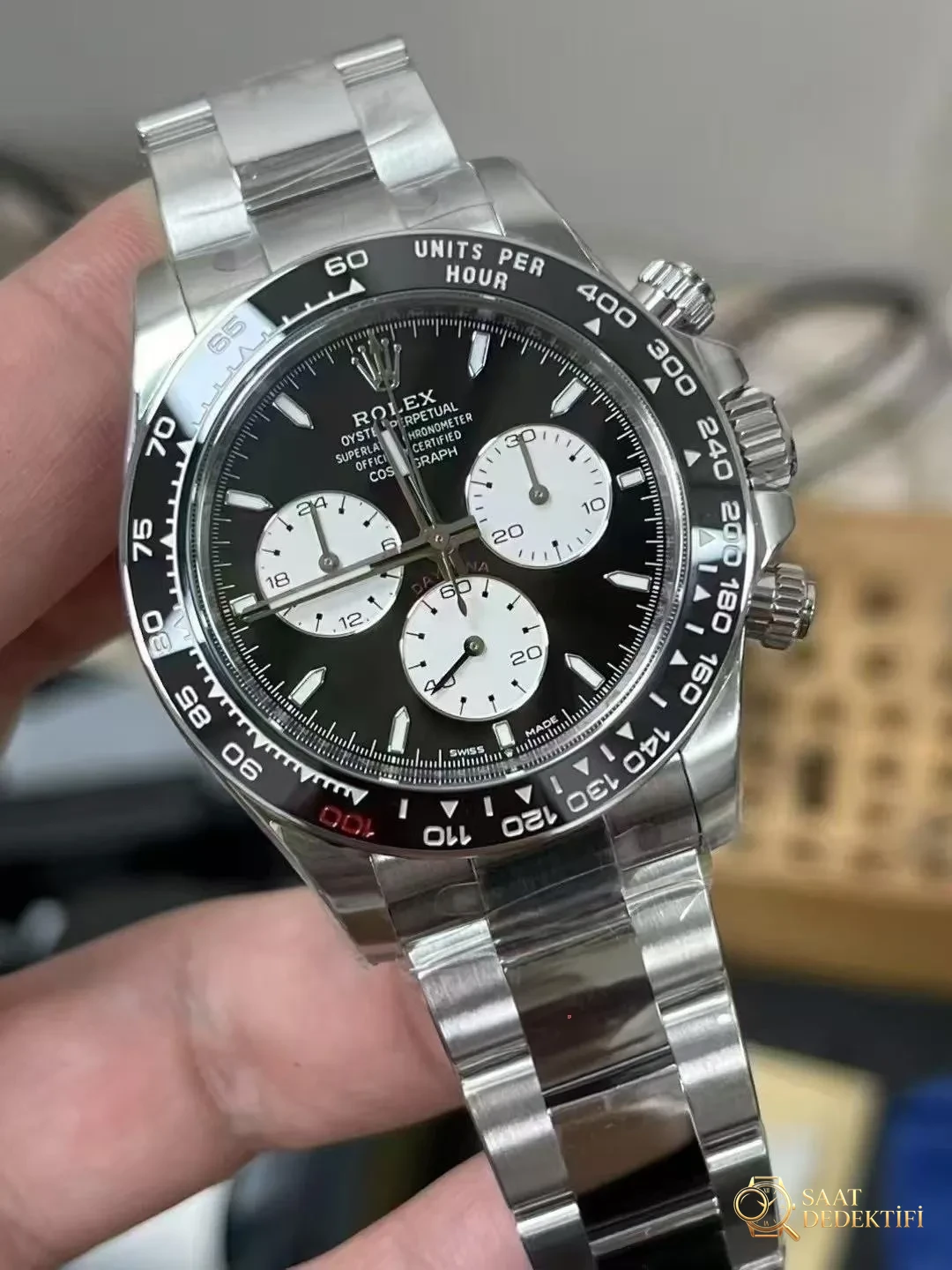 İki yeni model - Kadran Detayı ve Bezel İşçiliği
