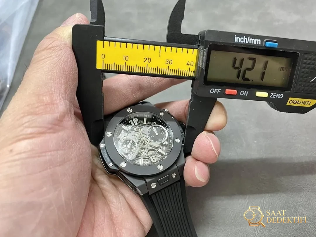 İnce bilekler için müjde: BBF Factory Hublot Big Bang 441 siyah seramik 42 mm kasa çapıyla geliyor - Klips Kilidi ve Lazer Damgalar