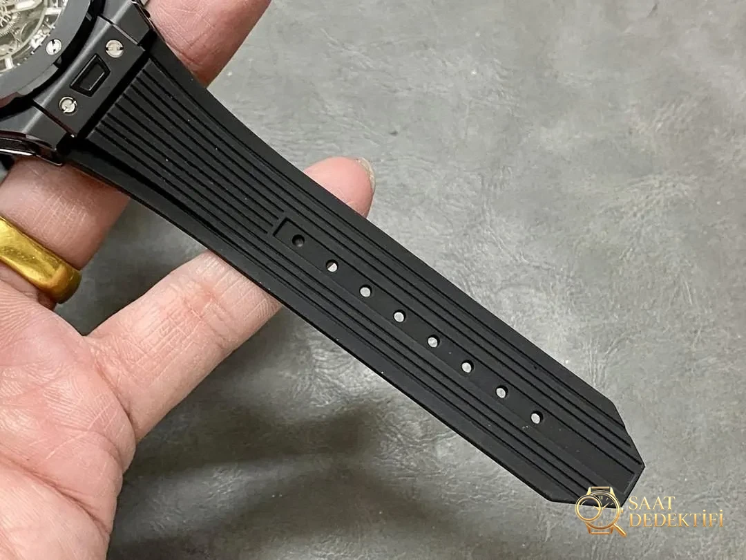 İnce bilekler için müjde: BBF Factory Hublot Big Bang 441 siyah seramik 42 mm kasa çapıyla geliyor - Tepe Koruması ve Ayar Fonksiyonu