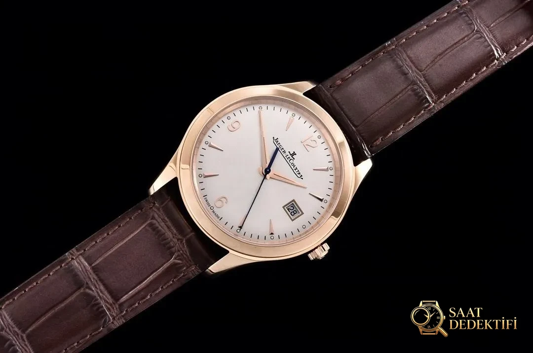 İnceleme: GF Factory Jaeger-LeCoultre Master serisi büyük üç ibreli replika saat Q1548420 nasıl? ZF Factory