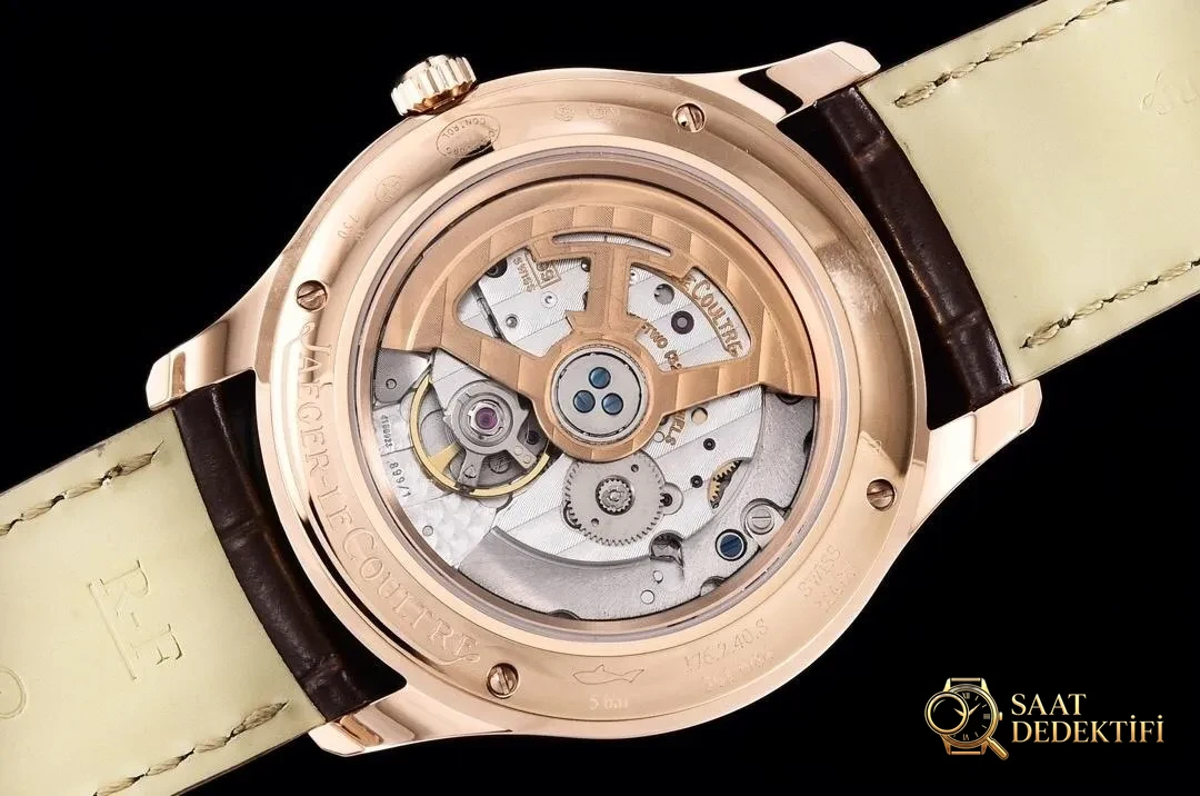 İnceleme: GF Factory Jaeger-LeCoultre Master serisi büyük üç ibreli replika saat Q1548420 nasıl? ZF Factory