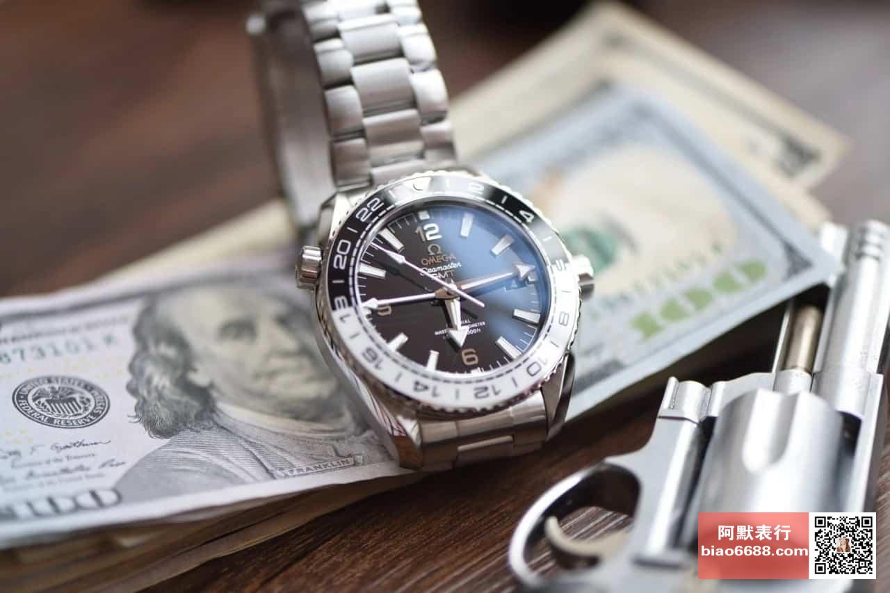 İnceleme: VS Factory OMEGA Seamaster 600m GMT Çift Zaman Dilimi Serisi 215.30.44.22.01.001 Çelik Bilezikli Dalış Erkek Kol Saati — 1. fotoğraf