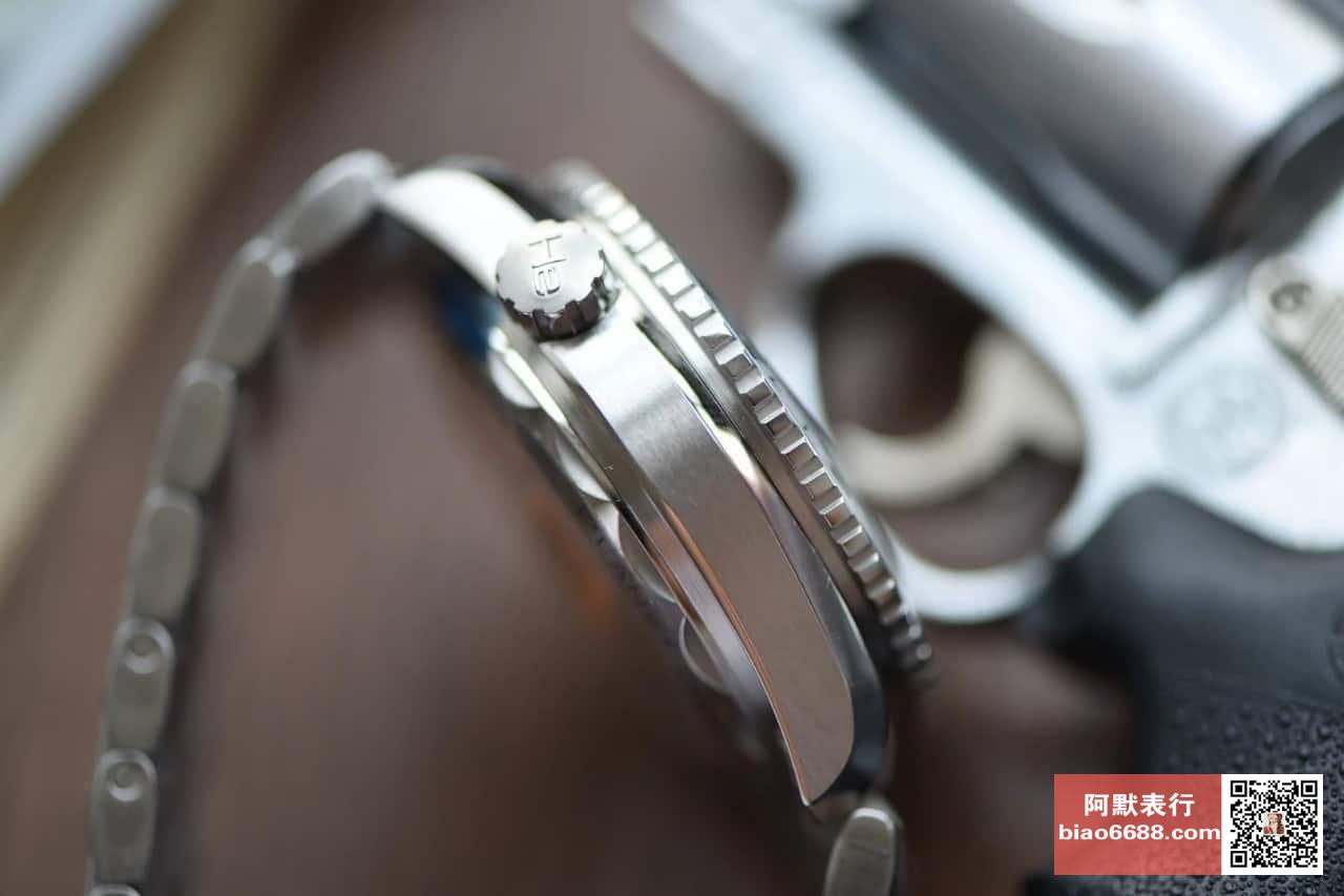 İnceleme: VS Factory OMEGA Seamaster 600m GMT Çift Zaman Dilimi Serisi 215.30.44.22.01.001 Çelik Bilezikli Dalış Erkek Kol Saati — 6. fotoğraf