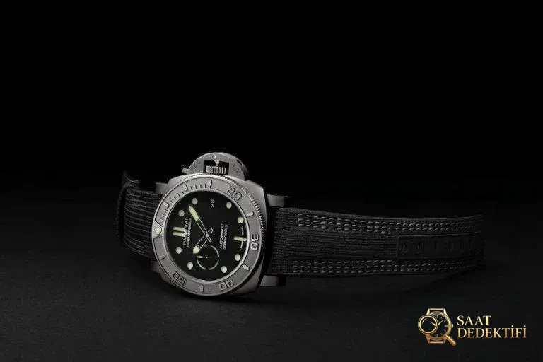 Inceleme vs Factory Panerai Submersible Serisi Pam00984 Kol Saati Karşı... - Ön Görünüm ve Kasa Tasarımı