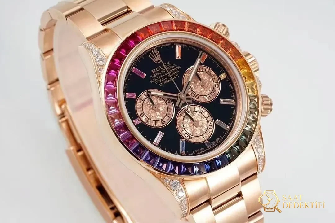 IPK Factory Rolex Rainbow Daytona ve 4130 mekanizmalı replikanın performansı nasıl? - Kadran Detayı ve Bezel İşçiliği