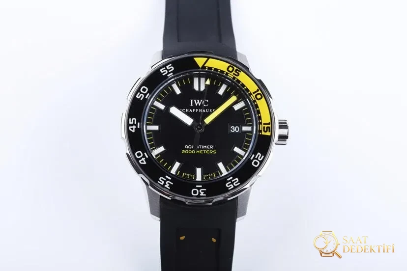 IWS Factory IWC Aquatimer serisi IW356802 çeyrek sarı/beyaz replika saat ile orijinal karşılaştırmalı incelemesi - Kadran Detayı ve Bezel İşçiliği