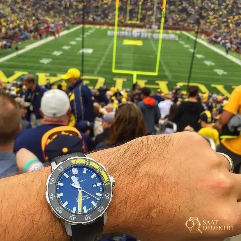 IWS Factory IWC Aquatimer serisi IW356802 çeyrek sarı/beyaz replika saat ile orijinal karşılaştırmalı incelemesi - Arka Kapak Gravür ve Seri Numarası