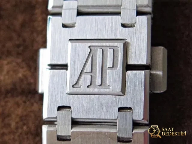 Toka Üzerindeki AP Logosu