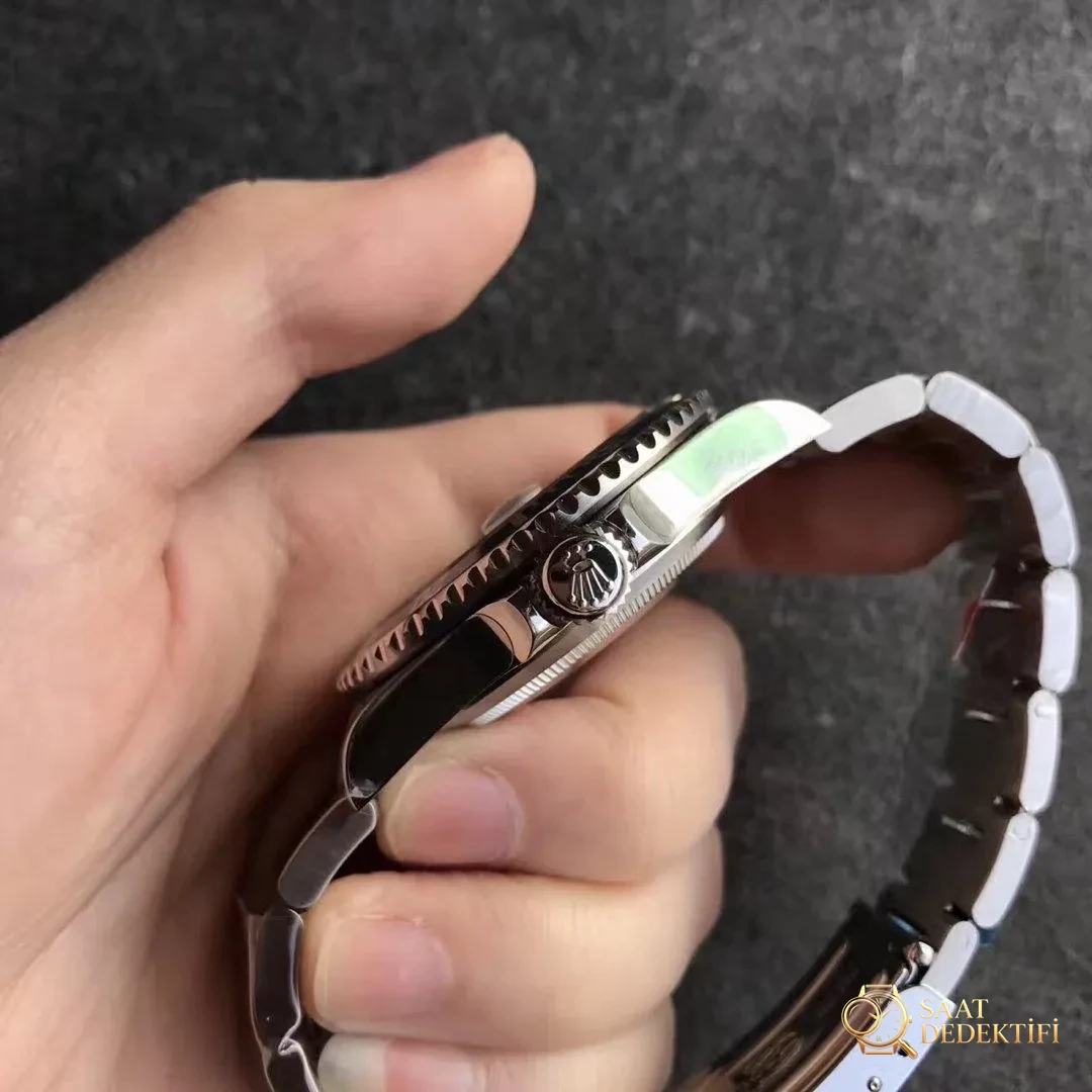 Replika Rolex Submariner 16610LV Kurma Kolu