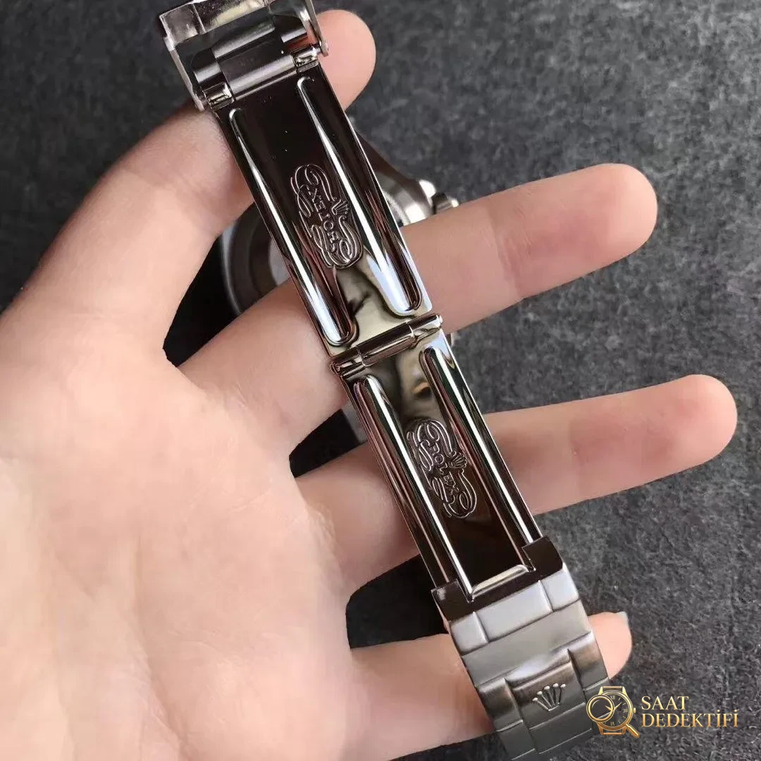 Vintage Replika Rolex 16610LV Kapama Tokası Gravür