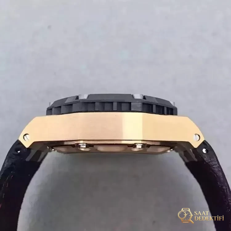 Audemars Piguet Royal Oak Offshore 26284RO İncelemesi - fotoğraf 4