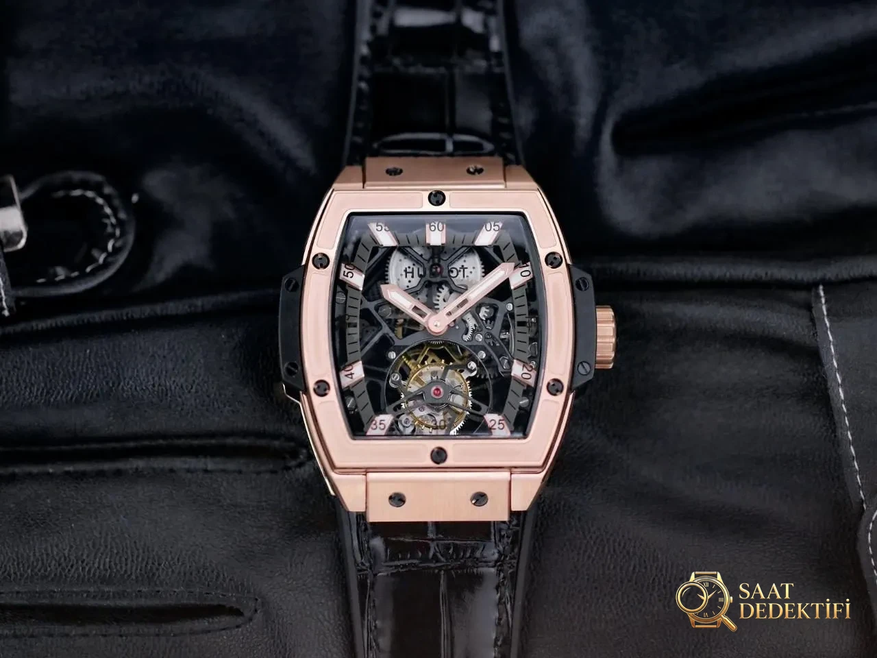 JB Factory Hublot fıçı formlu tourbillon HUB9006 mekanizmalı model ilk bakışta belli oluyor mu? - Genel Açı ve Estetik Duruş