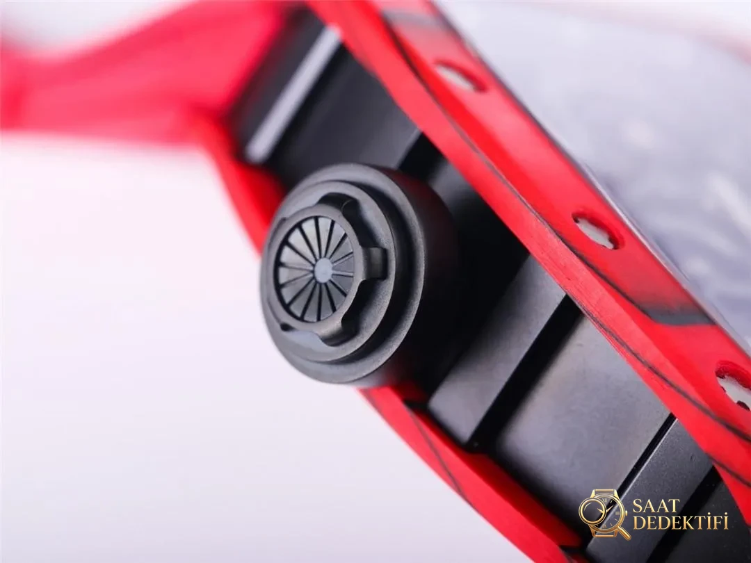 JB Factory Richard Mille RM52-01 tourbillon real - detalle rojo toma real - Mecanismo Disposición de ruedas y rodamientos de piedra