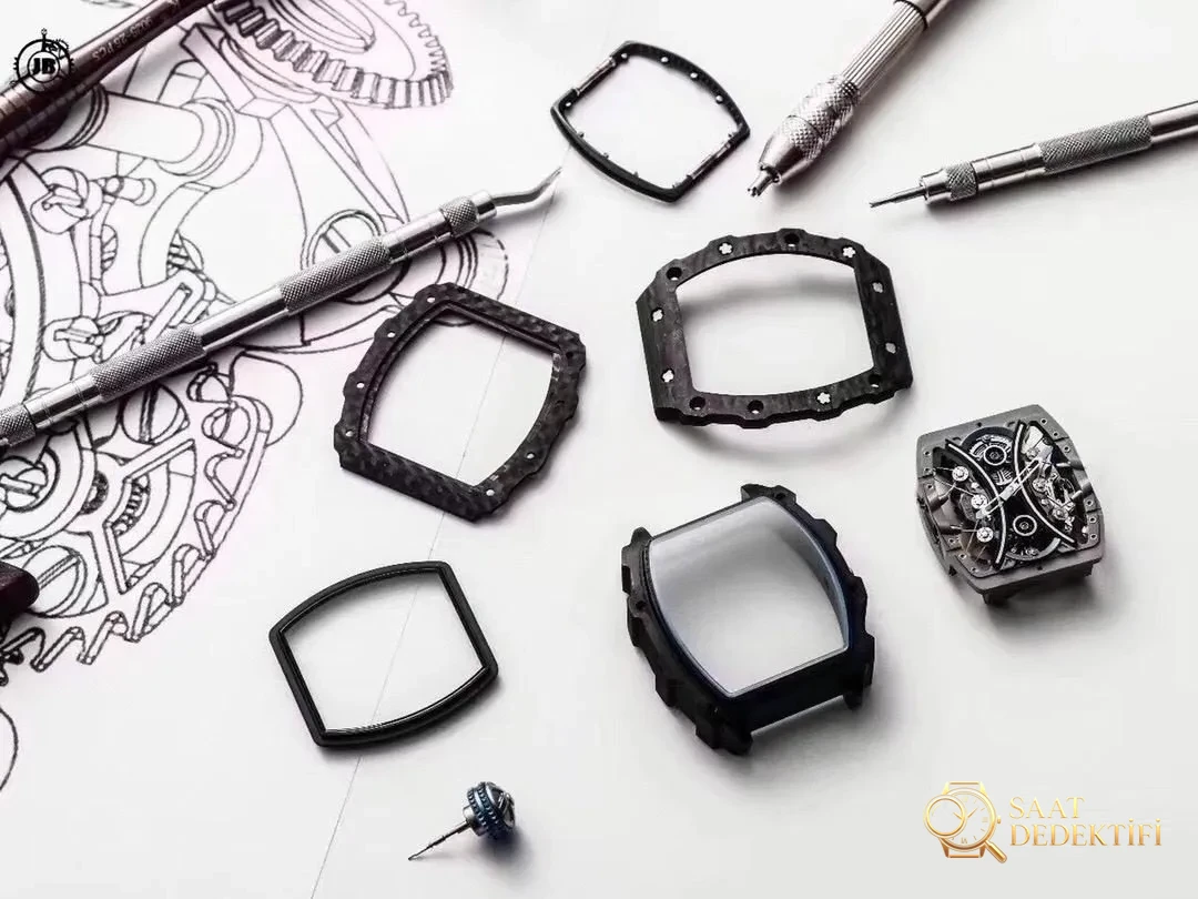 Revue de la réplique de la montre Tourbillon Richard Mille RM53-01 de JB Factory - Verrouillage à clip et tampons laser