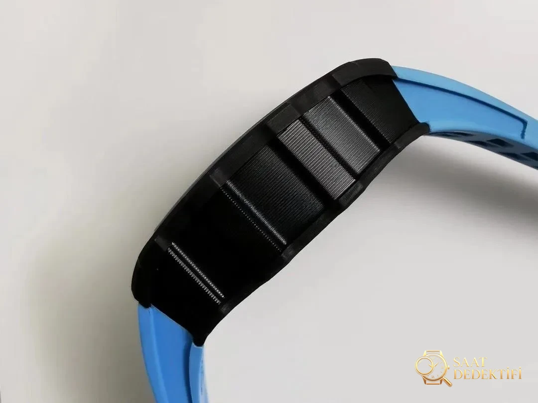 Revue de la réplique de montre Tourbillon Richard Mille RM53-01 de JB Factory - Disposition des roues du mécanisme et roulements en pierre