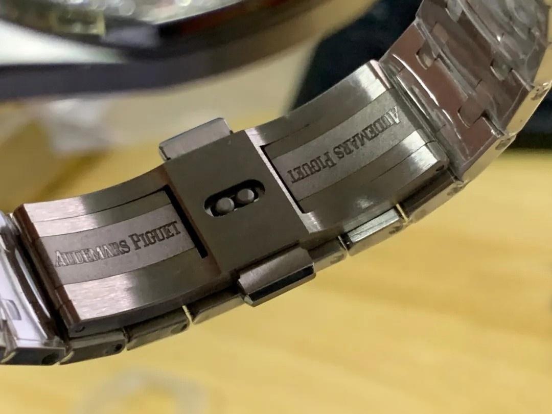 JF Audemars Piguet Royal Oak 67651 kadın saati moissanite taşla modifiye edildi; taşın gerçek olup olmadığı nasıl anlaşılır? — 19. fotoğraf