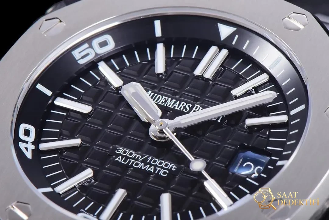 JF Factory ap15710 V10 versiyon Audemars Piguet Royal Oak hangi noktalarda geliştirildi? - Bilezik, Toka ve Klips Mekanizması